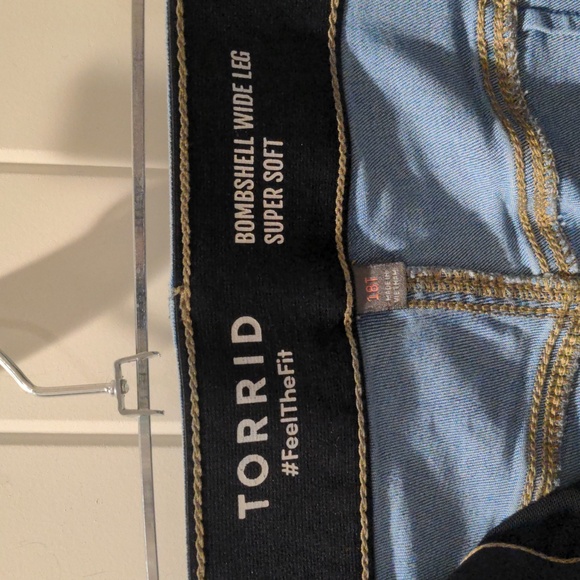 Torrid Bombshell Wide Leg Jeans - Picture 2 of 5